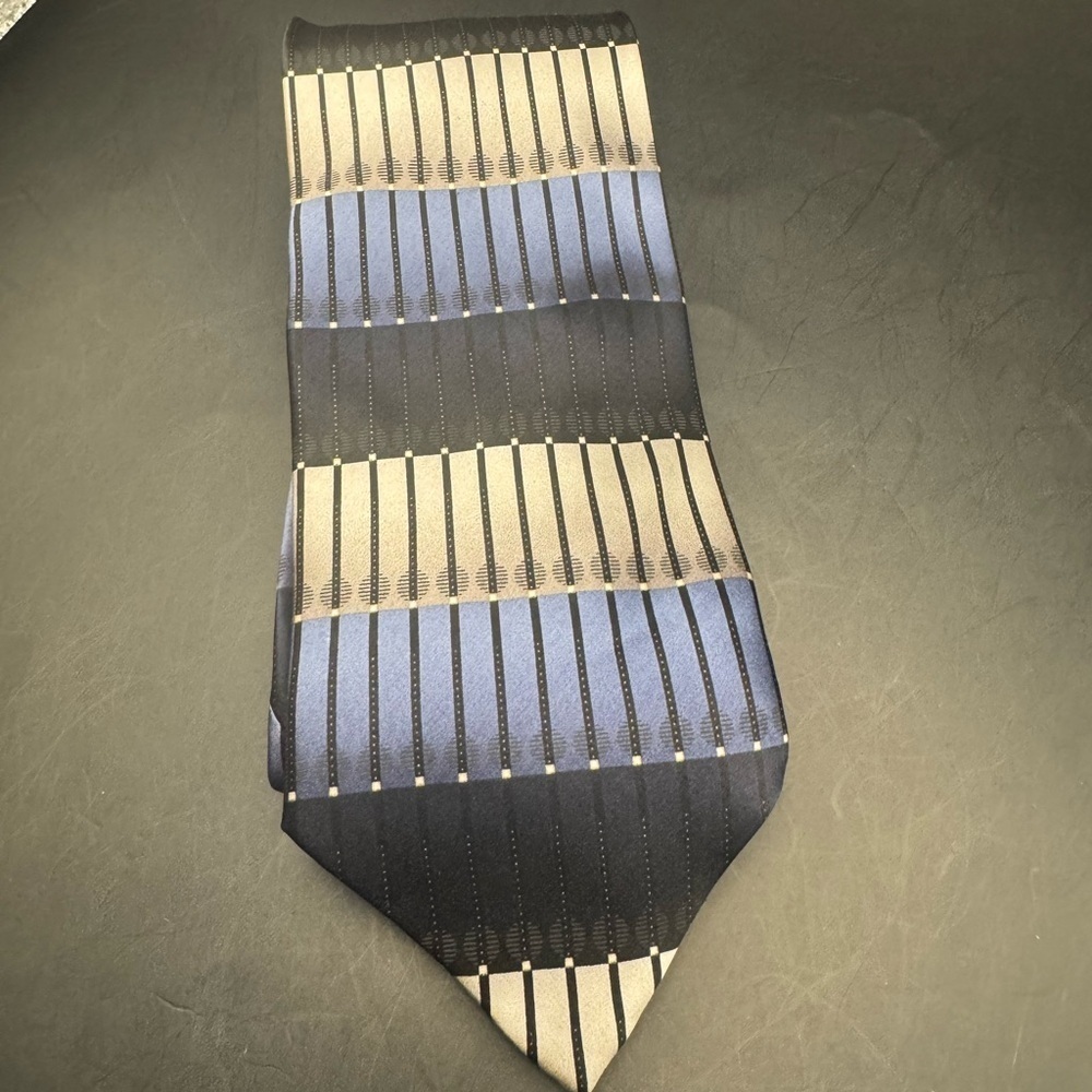 Alexander Julian Colours Mens Necktie 100% Silk 60"Lx3.75"W  Black Blue Gray